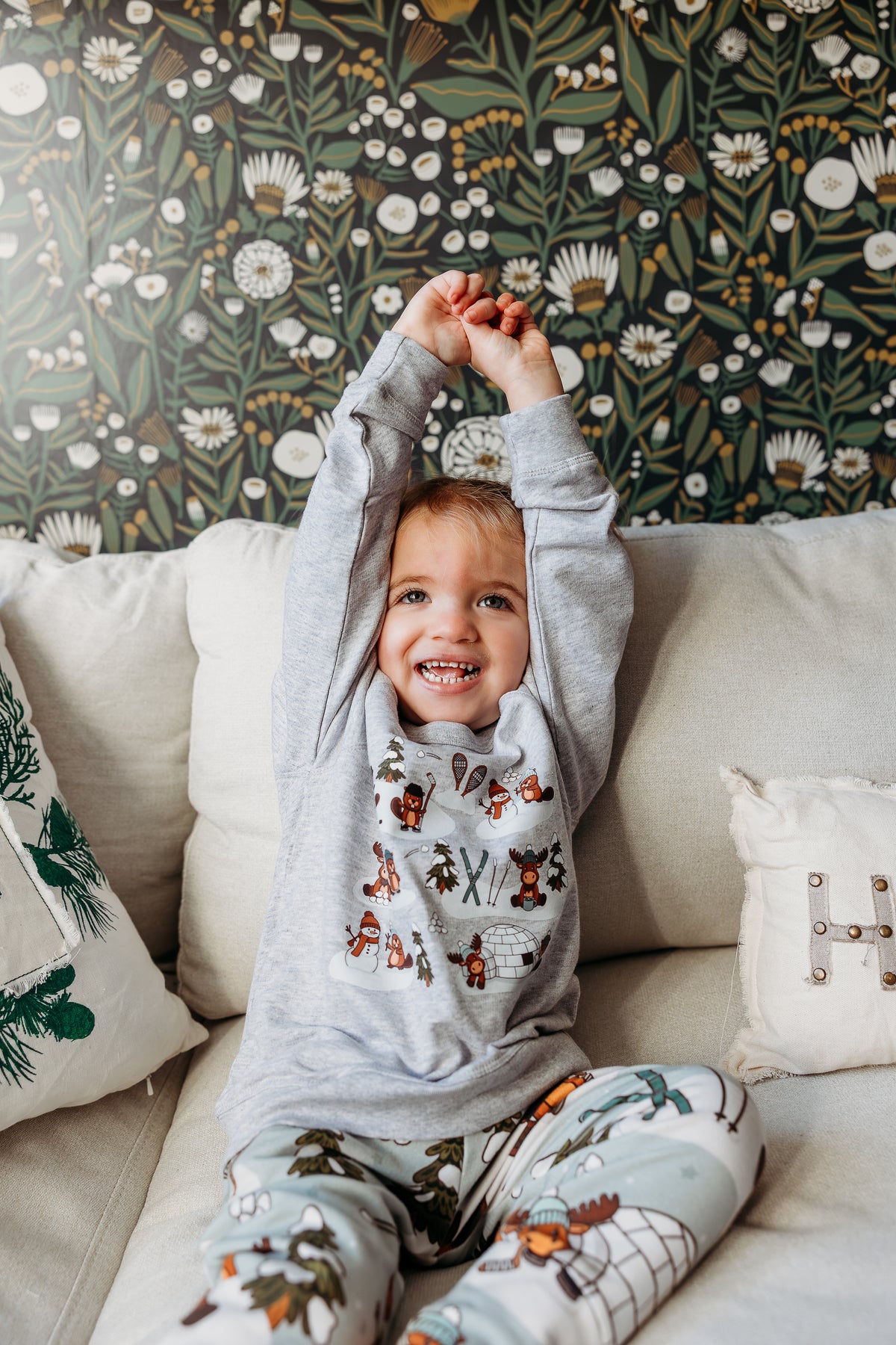 Winter Friends Organic Cotton Sweatshirt