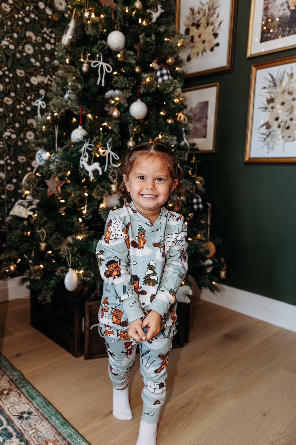 Winter Friends Jogger