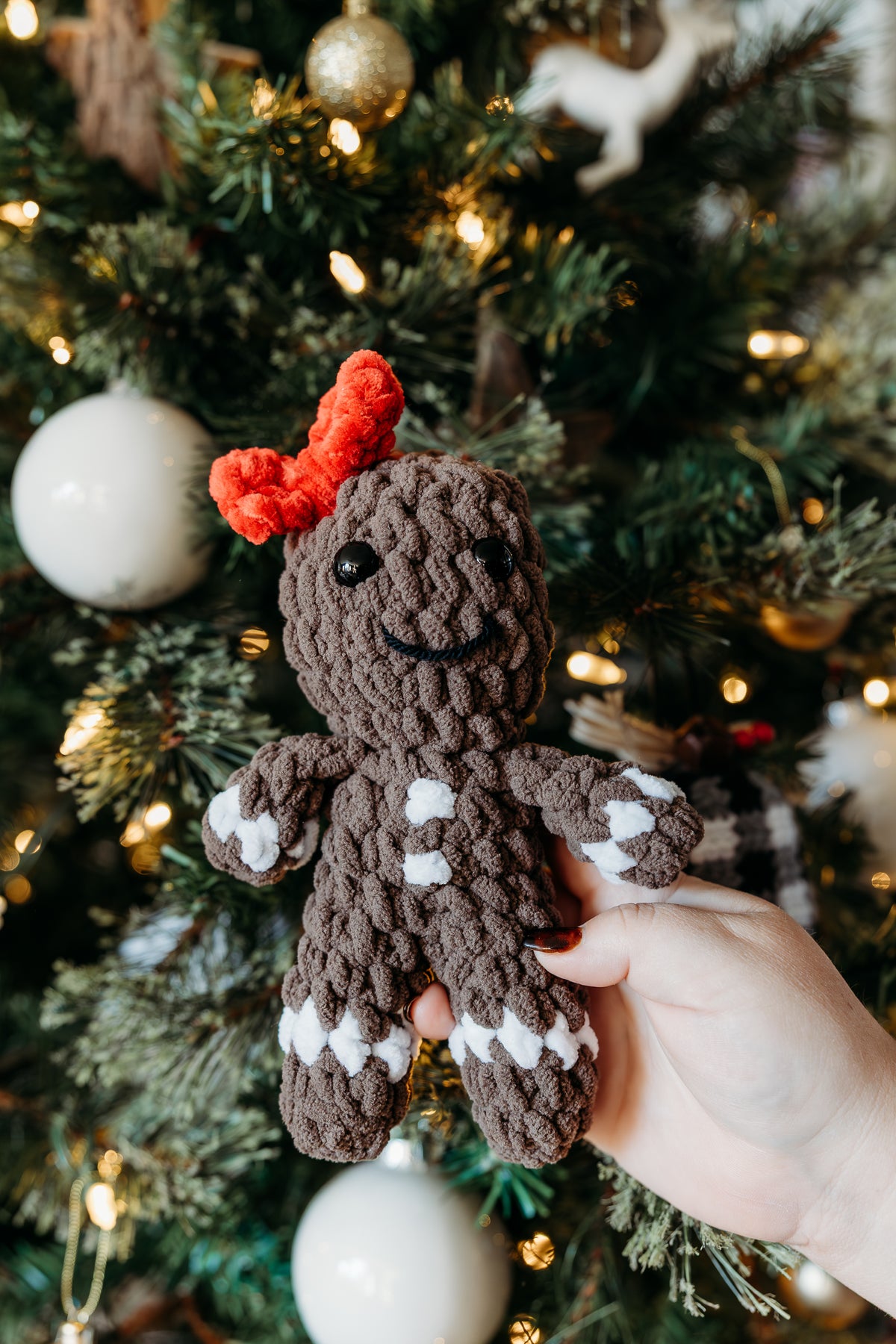Moe's Knits: Gingerbread Boy and Girl
