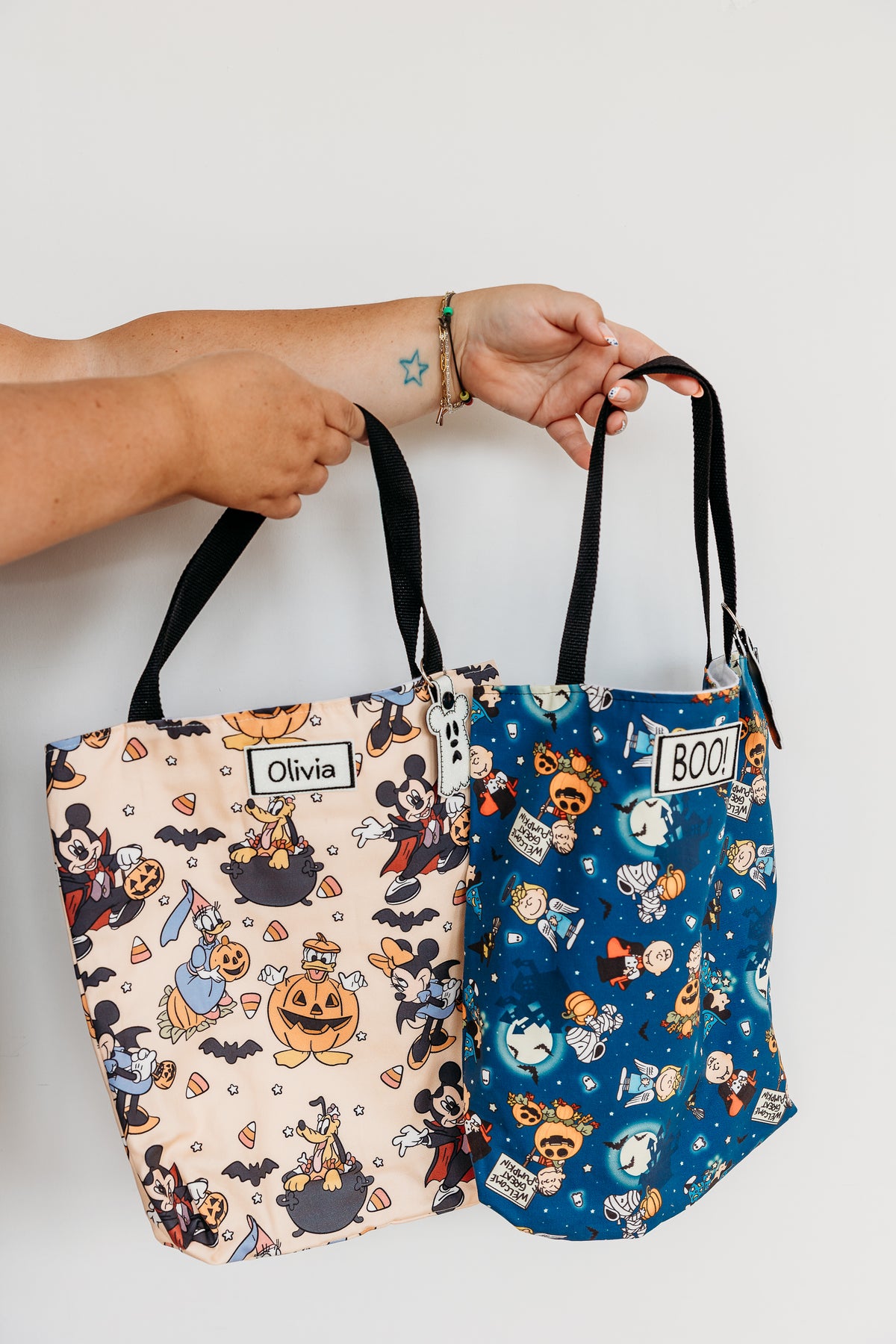 4 Peas Handmade: Trick or Treat Bags (Exclusive) Great Pumpkin with KEYCHAIN