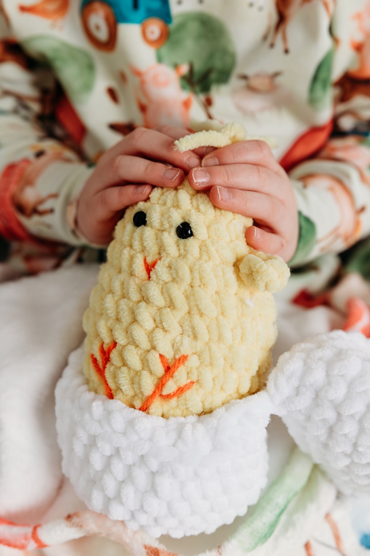 Moe&#39;s Knits: Crochet Chick in an egg