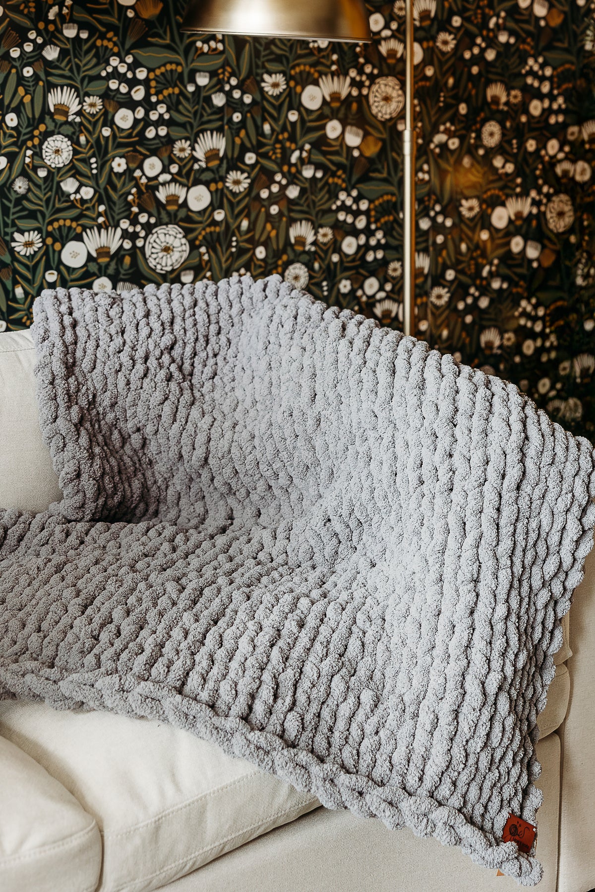 Moe&#39;s Knits: Chunky Handmade Blankets